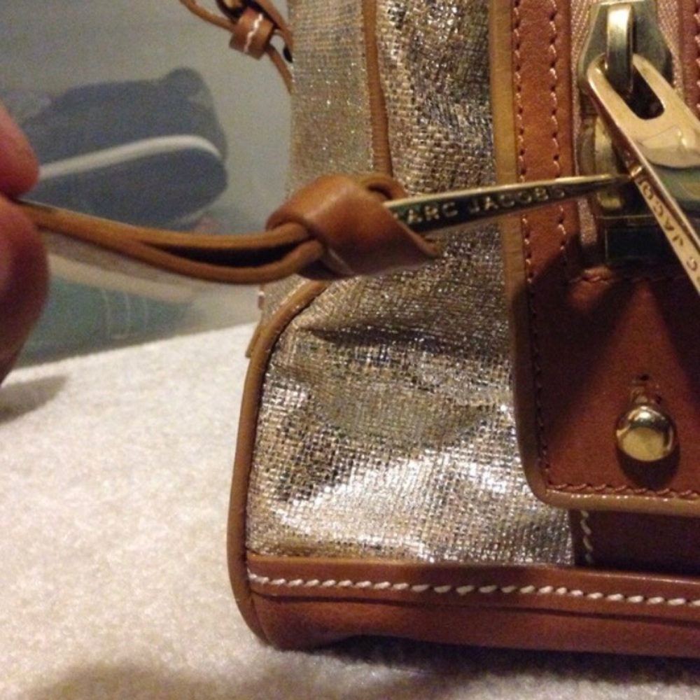 Authentic Marc Jacobs handbag - Picture 4 of 4